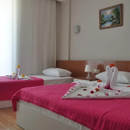 önder Yıldız Otel