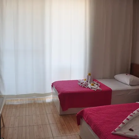 önder Yıldız Otel